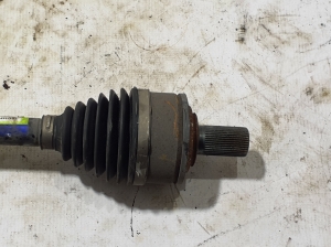 VOLVO S90 (2016–2026) Esimene veovõll ja selle osad 36011780 - 3