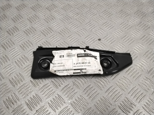 Rear bumper bracket - A1768850165