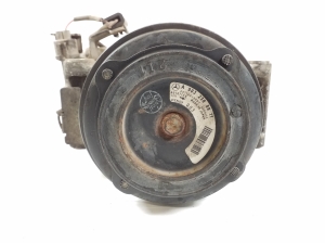 Mercedes Benz E-Class W212 (2009–2015) A/C compressor A0032308811 - 4