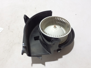 VOLVO S90 (2016–2026) Salongi puhuri mootor 31497372 - 4
