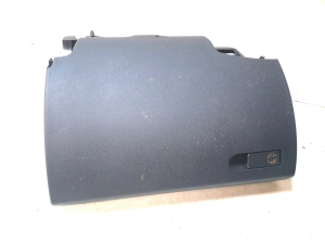 Mercedes Benz C-Class 204 (2007–2014) Handschuhfach
