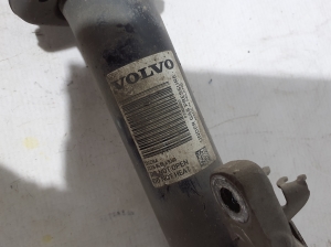 VOLVO S90 (2016–2026) Front shock absorber and its components - 3