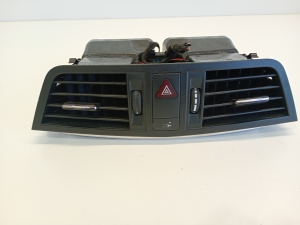 Mercedes Benz E-Class W207 (2009–2017) Dashboard air vent grilles A2078300054 - 2