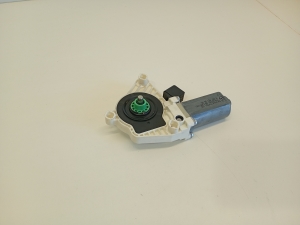Mercedes Benz E-Class W207 (2009–2017) Front door window regulator motor A2078200642 - 3