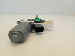 Mercedes Benz E-Class W207 (2009–2017) Front door window regulator motor A2078200642 - 4