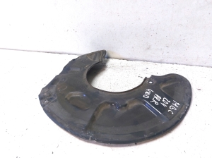 Mercedes Benz C-Class 204 (2007–2014) Front hub protection A2044211220 - 3