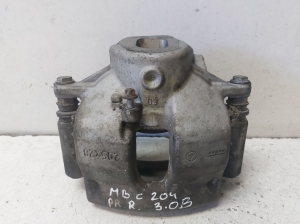 Mercedes Benz C-Class 204 (2007–2014) Eesmine pidurisadul B4345 - 2