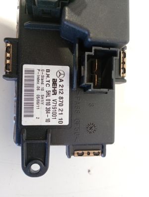 Mercedes Benz E-Class W207 (2009–2017) Gebläsewiderstand A2128702110 - 4