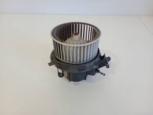   Heizungsgebläsemotor  - V7825001 