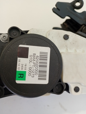Mercedes Benz E-Class W207 (2009–2017) Sicherheitsgurt vorne 621933200 - 4