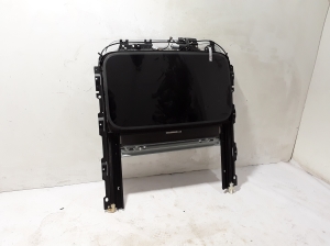 VOLVO S90 (2016–2026) Skylight 39834278 - 3