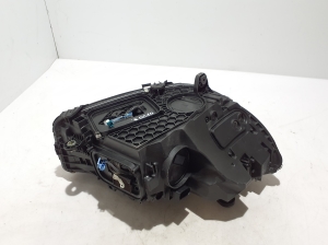 Mercedes Benz C-Class 206 (2021–2026) Esituli A2069062903 - 9