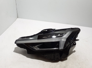 Headlight - 32404655