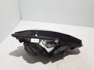 Polestar 2 II (2021–2026) Scheinwerfer vorne 32404655 - 7