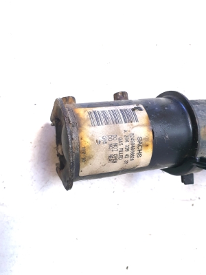 Mercedes Benz C-Class 204 (2007–2014) Eesmine amortisaator A2043204230 - 3