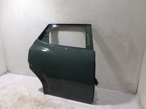 Aizmugurējās sānu durvis - 821006317R