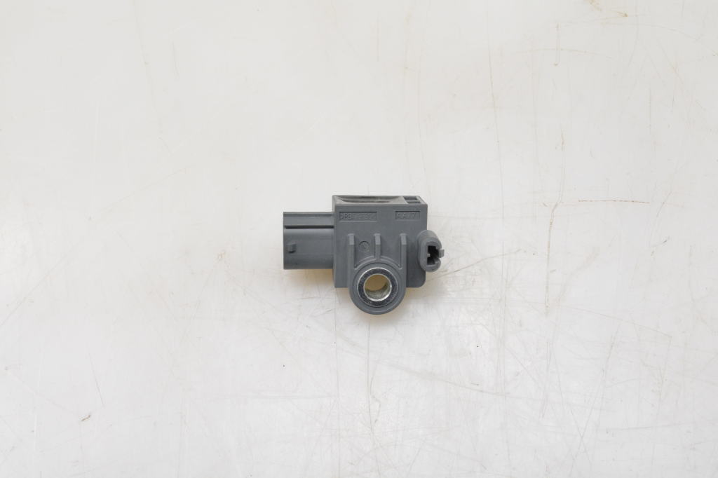 Kia Sportage (2016–2021) Airbag sensor 95920B4000