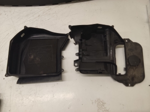 AUDI A4 B7 (2004–2008) Kaitsmekarbi korpus kapoti all 8E1907355 - 4