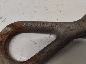 AUDI A4 B7 (2004–2008) Tow hook 8E0805616 - 2