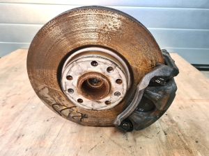 Front wheel hub and its parts - 9825606680