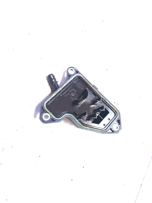 Mercedes Benz C-Class 204 (2007–2014) Breather A2720160134 - 2