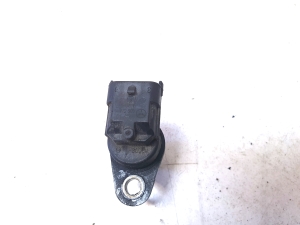 Mercedes Benz C-Class 204 (2007–2014) Nockenwellensensor A2729050143 - 3