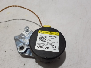 VOLVO S90 (2016–2026) Turvapadja andur 31377041 - 4