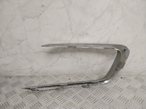 Mercedes Benz V-Class 447 (2014–2026) Front bumper lower grille molding A4478857000 - 5