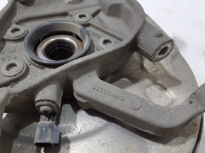 VOLVO S90 (2016–2026) Tagumine rumm 31360869 - 3