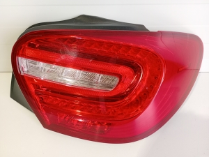Mercedes Benz A-Class 176 (2012–2018) Eckleuchte hinten A1769062400 - 3