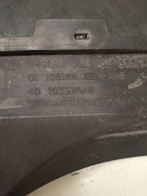AUDI A4 B7 (2004–2008) Engine cover 0110510A - 2