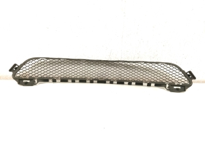 Mercedes Benz C-Class 205 (2014–2021) Priekšējā bampera apakšējā reste A2058850423 - 6