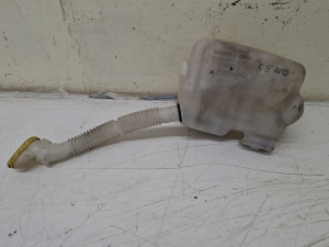 Front washer fluid reservoir - 8200104706