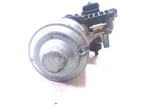 Mercedes Benz C-Class 204 (2007–2014) Windshield wiper motor 1137328692 - 2