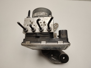 Mercedes Benz C-Class 205 (2014–2021) ABS plokk A2059012900 - 3