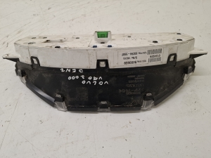 VOLVO V70 II (2000–2007) Combiné d’instruments 9459821 - 4