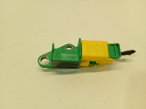 AUDI Q5 (2008–2017) Airbag sensor 8K0973323 - 2