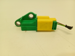 AUDI Q5 (2008–2017) Airbag sensor 8K0973323 - 3