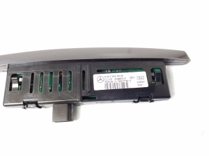 Mercedes Benz E-Class W212 (2009–2015) Parking system display A0015424623 - 2