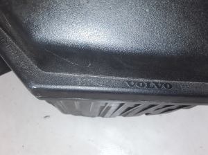 VOLVO V70 III (2007–2017) Luftfiltergehäuse 30748207 - 3