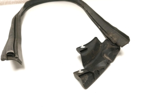 Dacia Duster (2017–2024) Front door rubber seal - 5