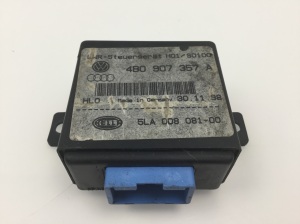 AUDI A8 D2 (1994–2002) Relais 4B0907357A