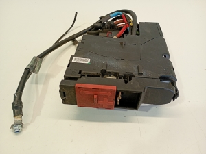   Sicherungskastengehäuse unter der Motorhaube  - A2075400740 