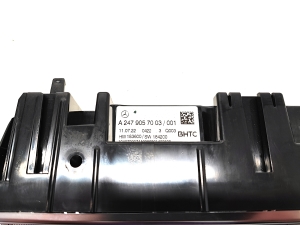 Mercedes Benz EQA H243 (2021–2026) A/C switch A2479057003 - 2