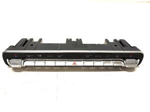Mercedes Benz EQA H243 (2021–2026) A/C switch A2479057003 - 3