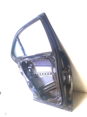 Mercedes Benz C-Class 204 (2007–2014) Rear side doors - 2