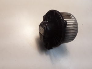 Mitsubishi Pajero IV (2006–2026) Salongi puhuri mootor 1163408611 - 3