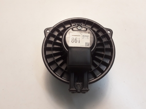 Mitsubishi Pajero IV (2006–2026) Salongi puhuri mootor 1163408611 - 6