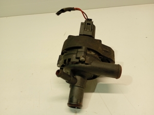 Mercedes Benz E-Class W207 (2009–2017) Auxiliary water pump A2118350028 - 4