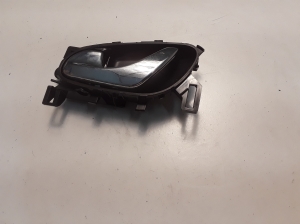 NISSAN X-Trail T32 (2013–2021) Front door inner handle 806714CA1A - 3